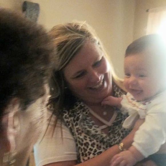 Meet your Posher, Debra - Picture 1 of 1